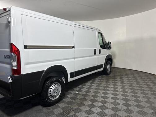 2025 RAM ProMaster 2500 Tradesman