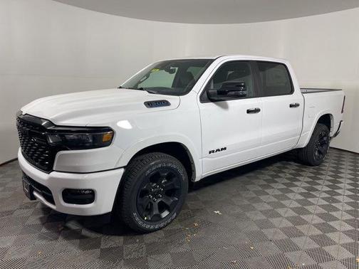 Bright White Clearcoat 2025 RAM 1500 Big Horn/Lone Star