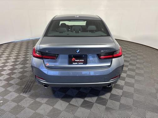 2025 BMW 330 i xDrive
