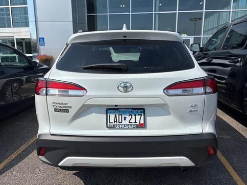 2023 Toyota Corolla Cross LE
