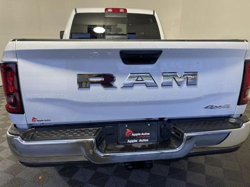 2025 RAM 2500 Tradesman Crew Cab 4x4 6'4' Box