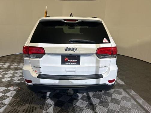 2016 Jeep Grand Cherokee Laredo