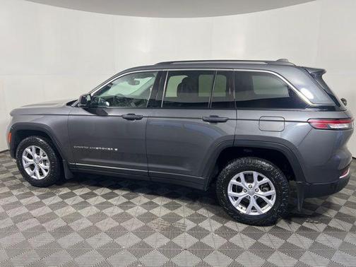 Baltic Gray Metallic Clearcoat 2022 Jeep Grand Cherokee Limited