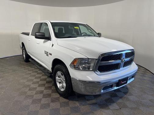 2019 RAM 1500 SLT