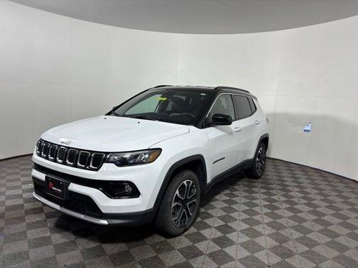 Bright White Clearcoat 2024 Jeep Compass Limited