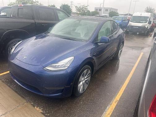 2023 Tesla Model Y Long Range Dual Motor All-Wheel Drive