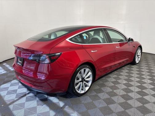 2020 Tesla Model 3 Long Range