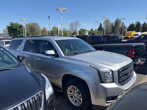2017 GMC Yukon XL SLT