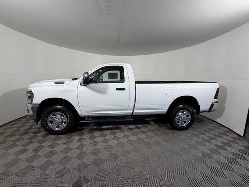 2026 RAM 3500 Tradesman Regular Cab 4x4 8' Box