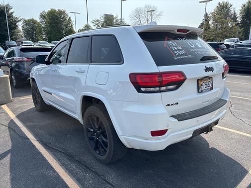 2021 Jeep Grand Cherokee Laredo