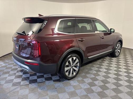 2022 Kia Telluride S