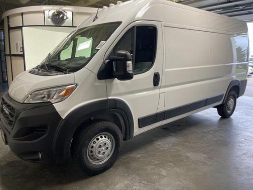 2025 RAM ProMaster 2500 Tradesman
