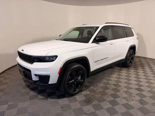 Bright White Clearcoat 2023 Jeep Grand Cherokee L Limited
