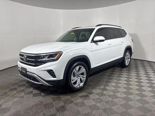 2022 Volkswagen Atlas 3.6L SE w/Technology