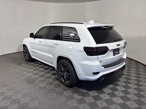 2016 Jeep Grand Cherokee SRT