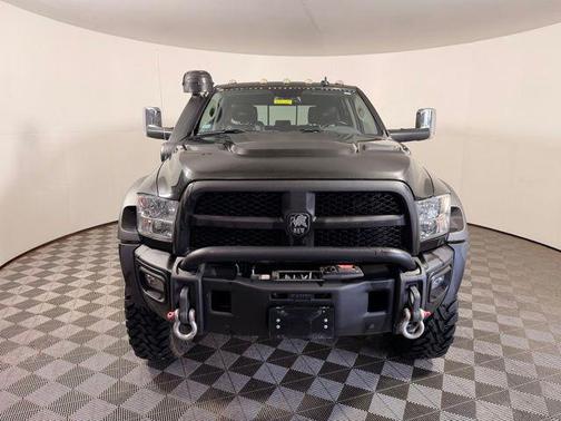 Brilliant Black Crystal Pearlcoat 2018 RAM 2500 Lone Star Crew Cab 4x4 6'4' Box
