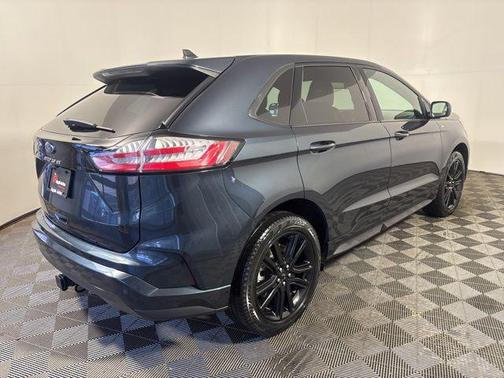 STONE BLUE METALLIC 2024 Ford Edge ST Line