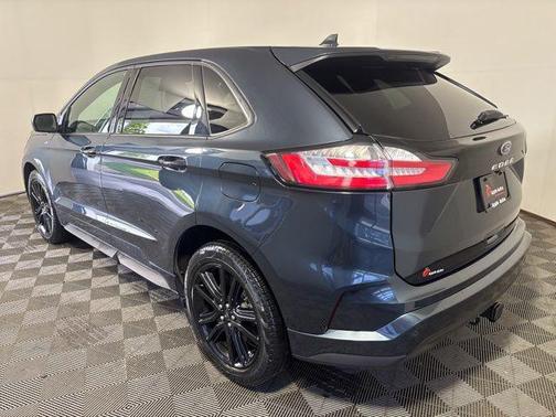 STONE BLUE METALLIC 2024 Ford Edge ST Line