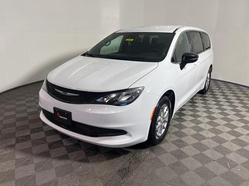 2026 Chrysler Voyager LX