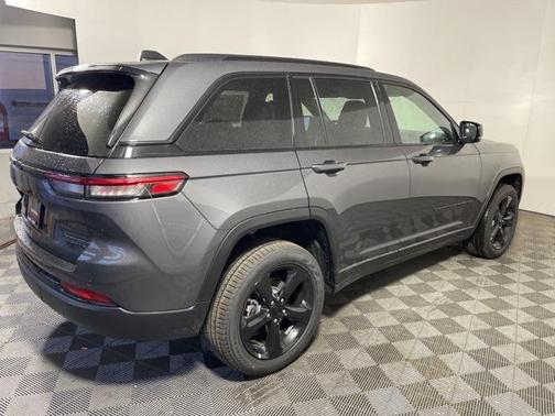 2025 Jeep Grand Cherokee Limited X
