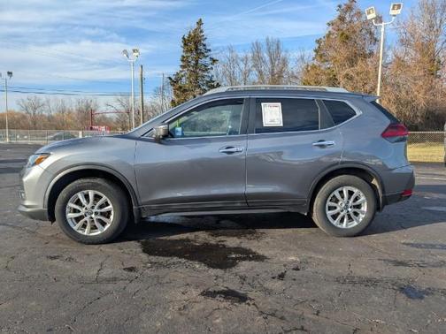 2018 Nissan Rogue SV