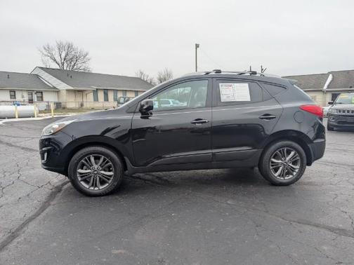 2015 Hyundai TUCSON SE