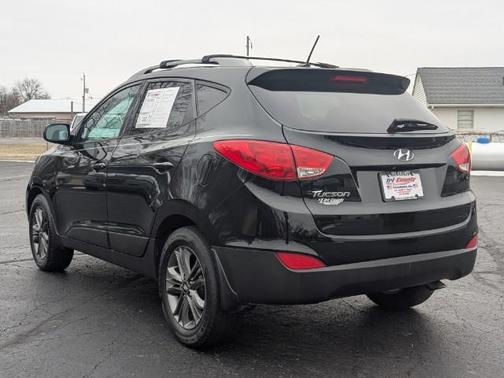 2015 Hyundai TUCSON SE