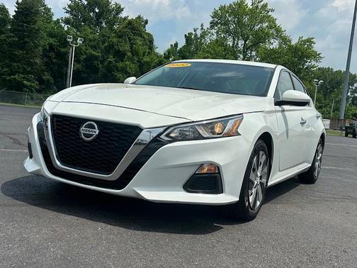 2020 Nissan Altima S FWD