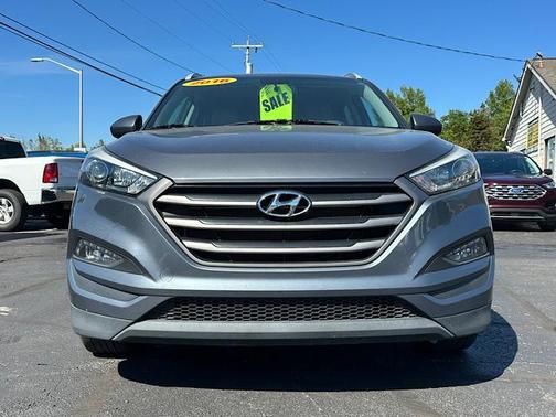 2016 Hyundai TUCSON SE
