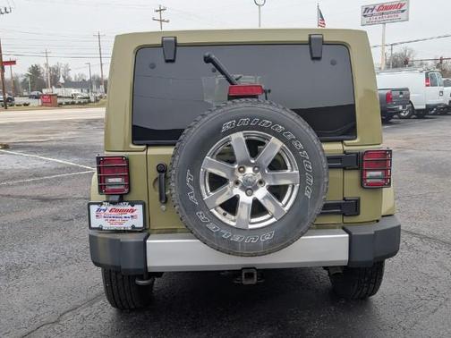 2013 Jeep Wrangler Unlimited Sahara