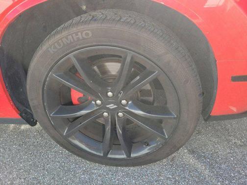 2017 Dodge Challenger SXT