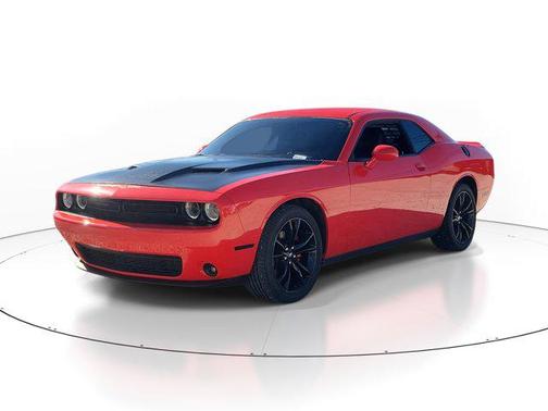2017 Dodge Challenger SXT