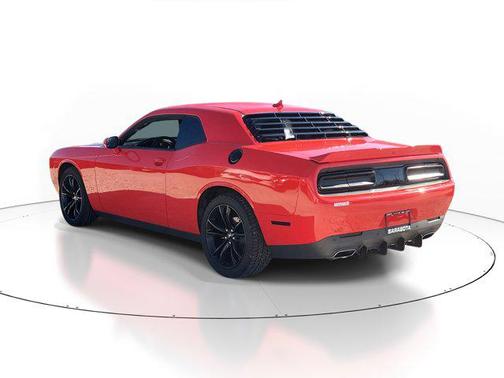 2017 Dodge Challenger SXT