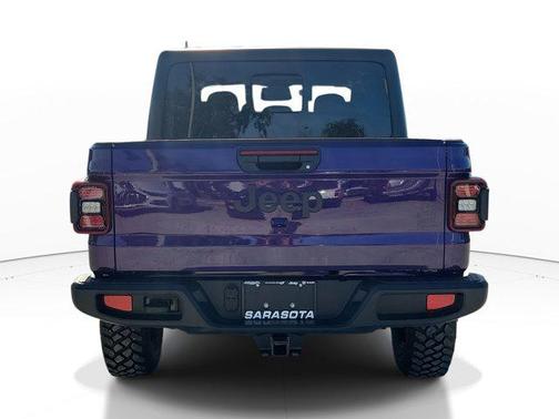 2026 Jeep Gladiator Willys 4x4