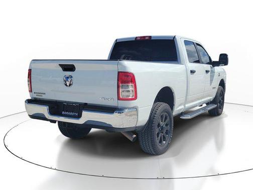 Bright White Clearcoat 2024 RAM 2500 Big Horn Crew Cab 4x4 6'4' Box