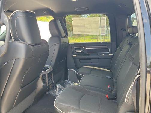 2025 RAM 2500 Laramie Crew Cab 4x4 6'4' Box