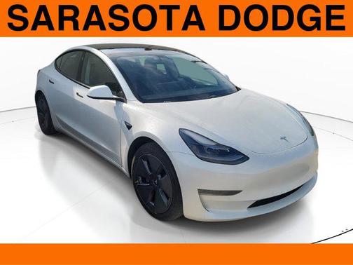 2021 Tesla Model 3 Standard Range Plus