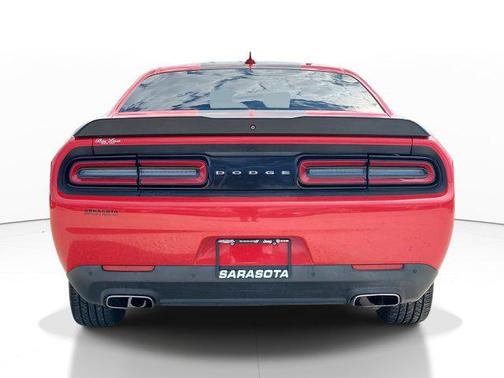 2017 Dodge Challenger SXT