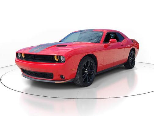 2017 Dodge Challenger SXT