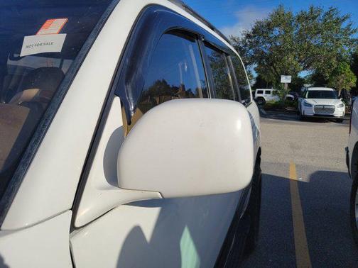 1999 Toyota Land Cruiser Base