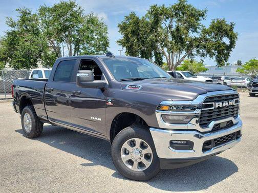 2025 RAM 2500 Big Horn Crew Cab 4x4 6'4' Box