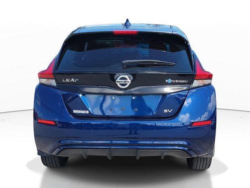 2022 Nissan Leaf SV