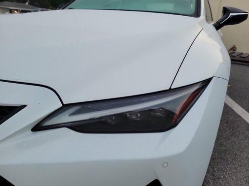 2022 Lexus IS 350 Base