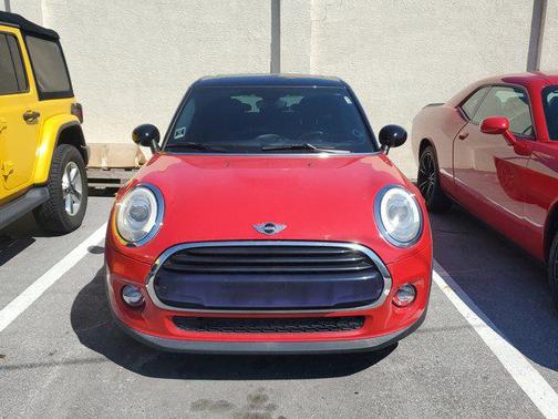 2017 MINI Hardtop Cooper