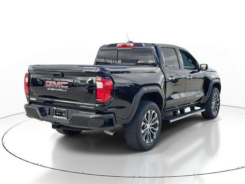 2023 GMC Canyon Denali