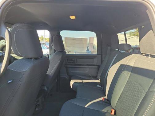 2026 RAM 3500 Tradesman Crew Cab 4x4 6'4' Box