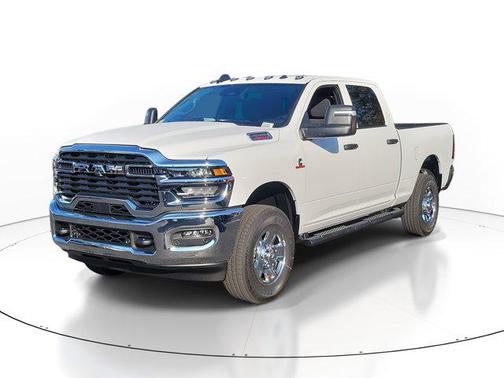 2026 RAM 3500 Tradesman Crew Cab 4x4 6'4' Box