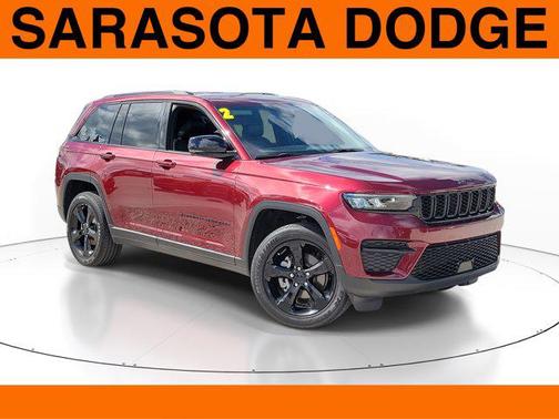 2022 Jeep Grand Cherokee Altitude