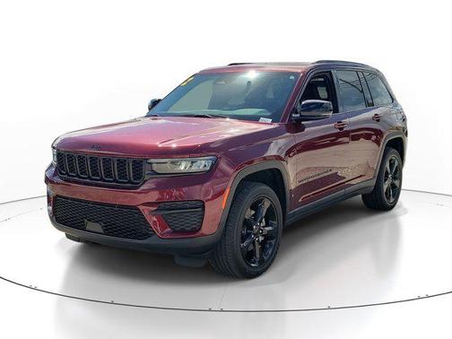 2022 Jeep Grand Cherokee Altitude