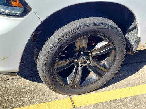 2018 RAM 1500 Night Crew Cab 4x4 6'4' Box